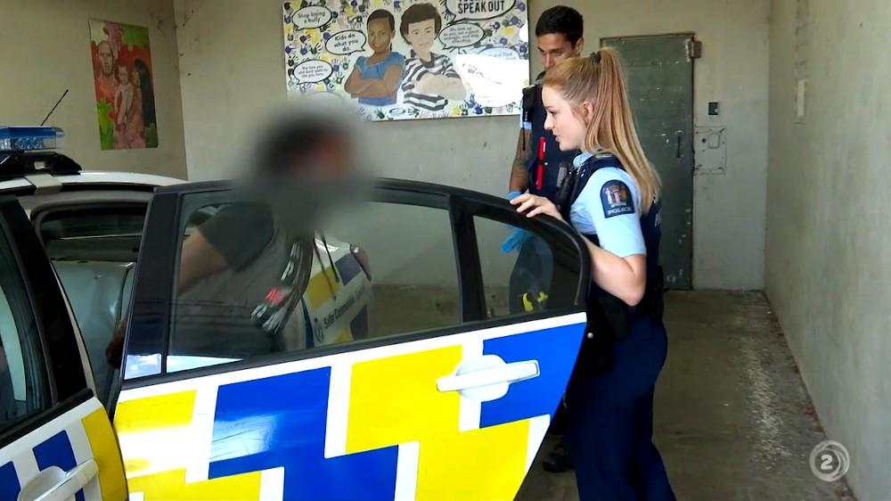 Police Ten 7 s27e15