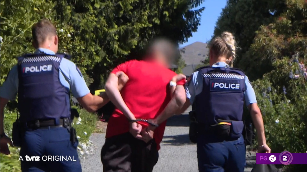 Police Ten 7 s28e16