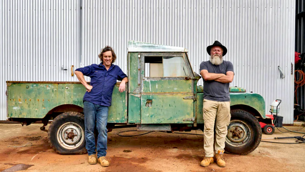Outback Car Hunters 1-8
