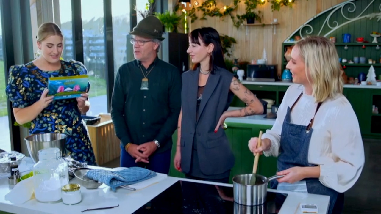 The Great Kiwi Bake Off 2023 Christmas Special