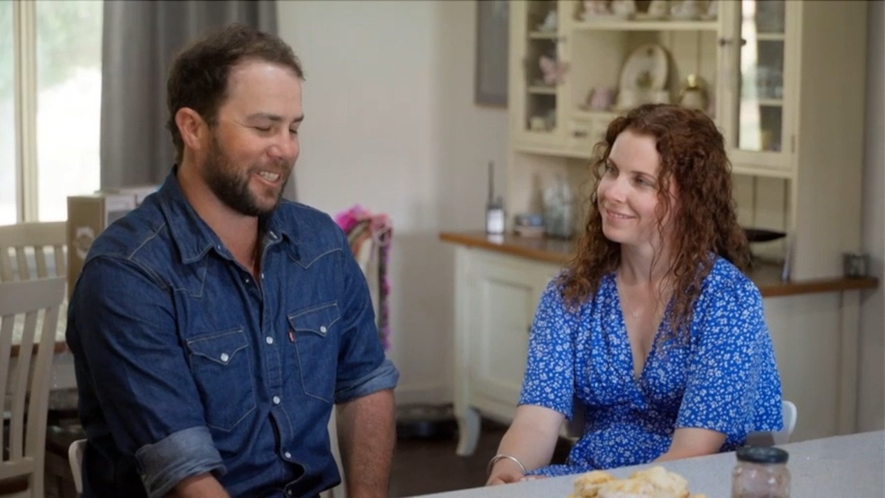 Farmer Wants A Wife 14-17