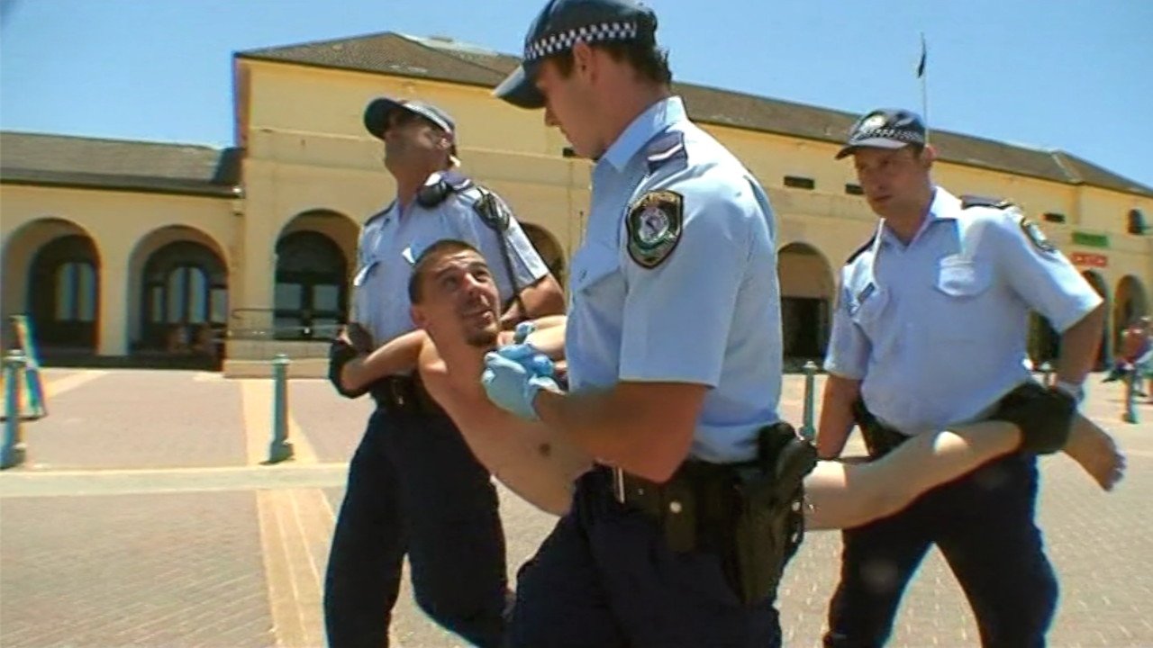 Bondi Rescue 3-5