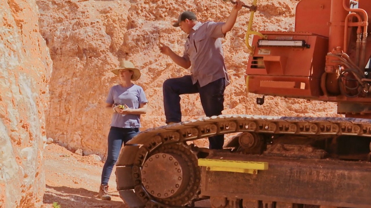 Outback Opal Hunters 12-3