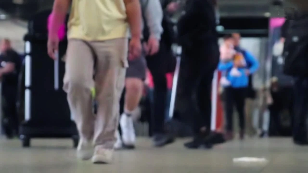 Airport 24/7 S01E07