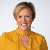 give.clue z hilary barry